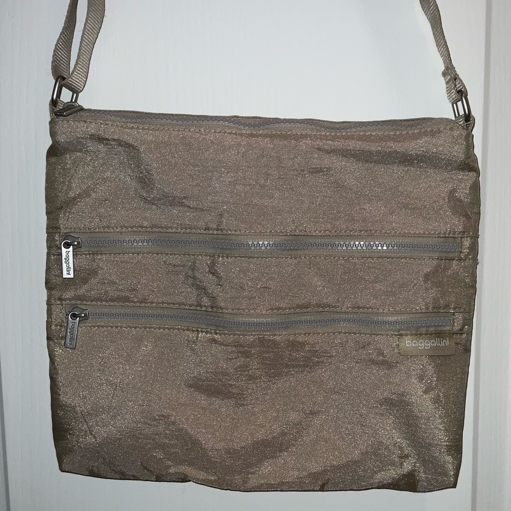 BAGGALLINI Tan/Champagne Crossbody Bag